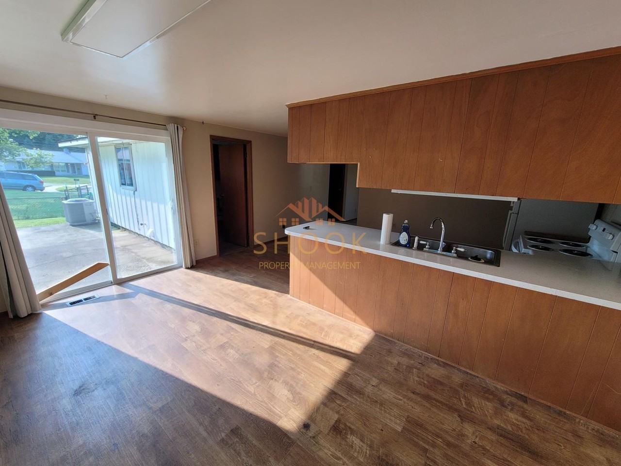 3776 Amherst Dr - Photo 7 of 15