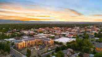 327 E Rose St - Photo 1 of 1