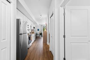 featured image of 327 E Rose St