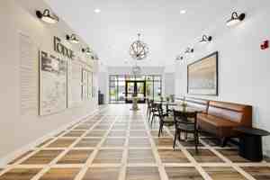 featured image of 327 E Rose St