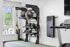 featured image of 327 E Rose St