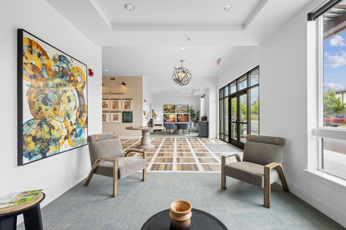 327 E Rose St - Photo 3 of 42