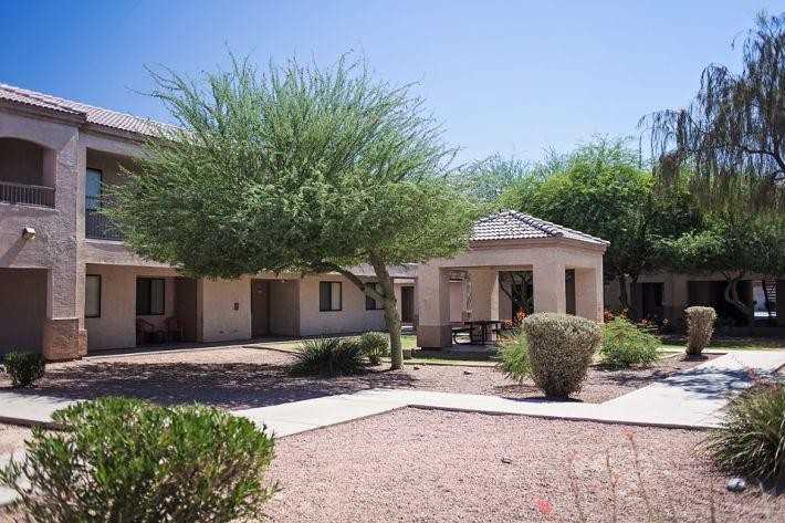 234 W Southern Ave - Photo 3 of 5