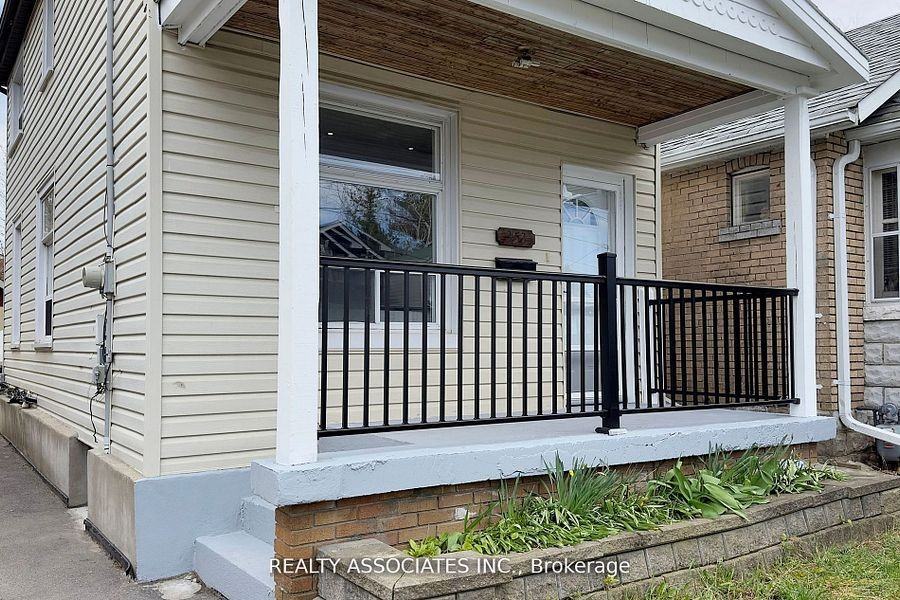 353 Lumsden Avenue - Photo 2 of 16
