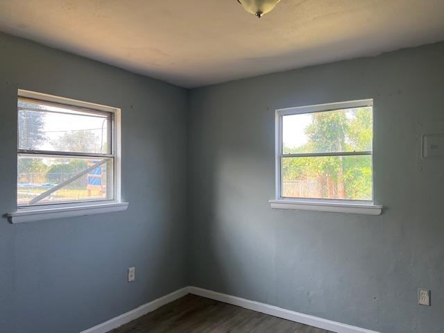 2220 Nw 7th St - Photo 6 of 11