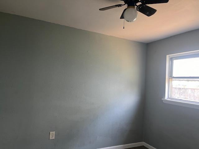 2220 Nw 7th St - Photo 7 of 11
