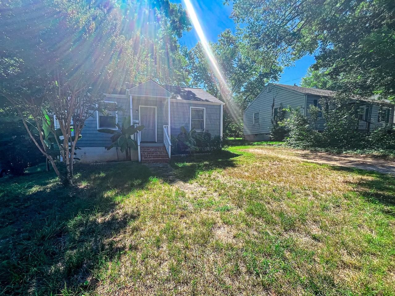 2905 Trent St - Photo 4 of 22