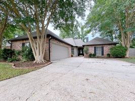 featured image of 3919 Meadow Ridge Dr