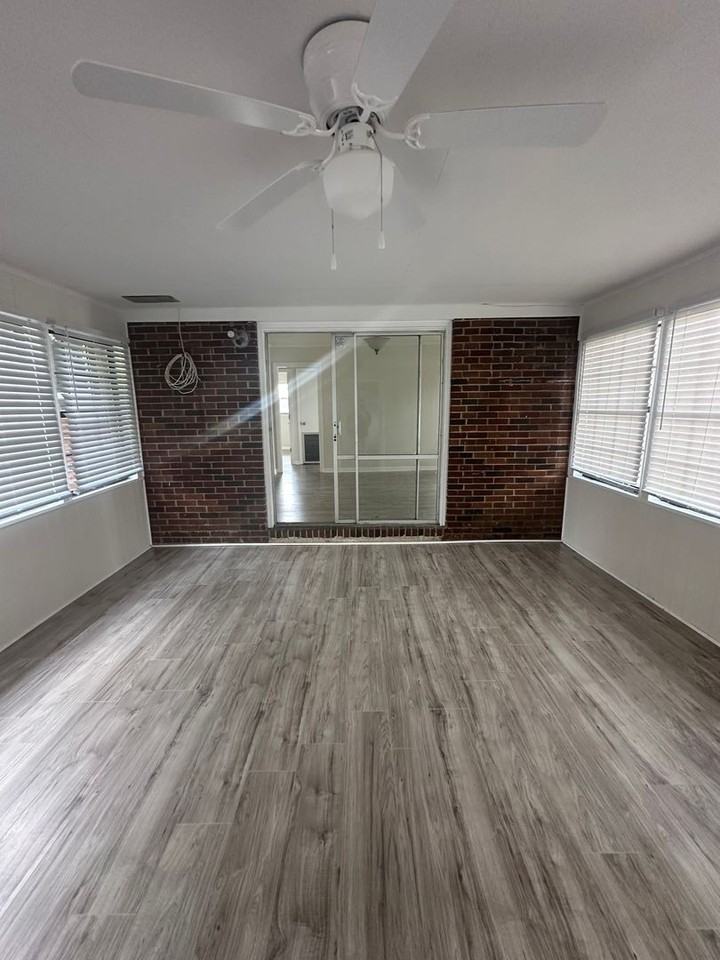 231 1st St - Photo 3 of 21