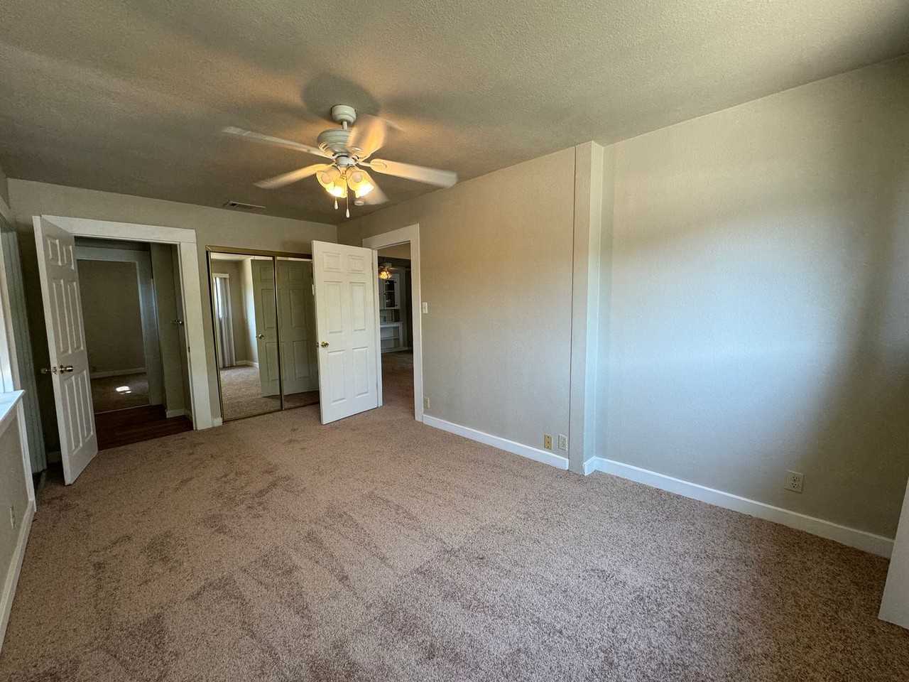 111 Bonita St - Photo 2 of 11