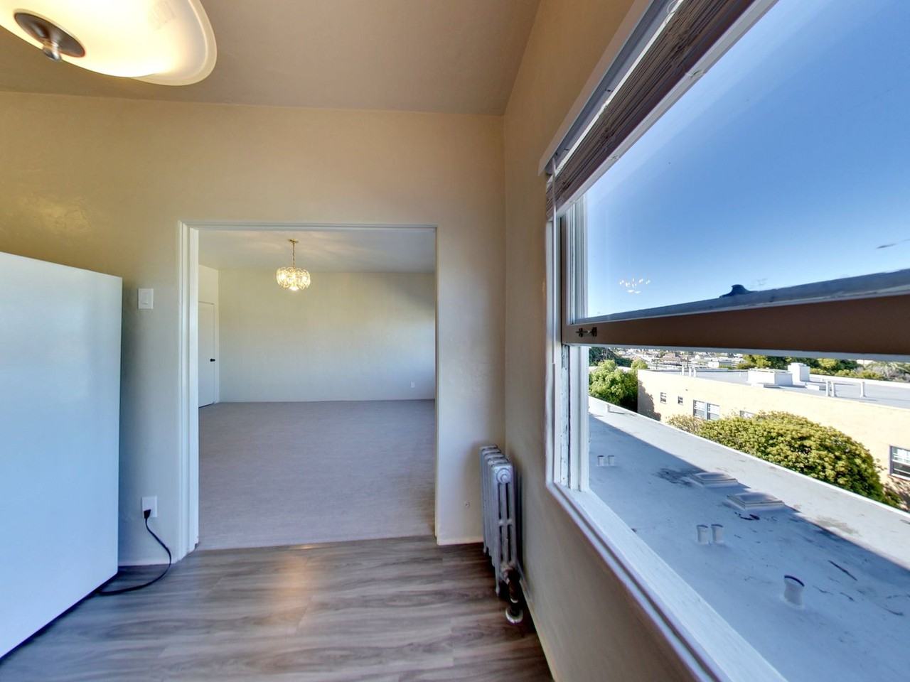 611 E 20th St - Photo 2 of 19