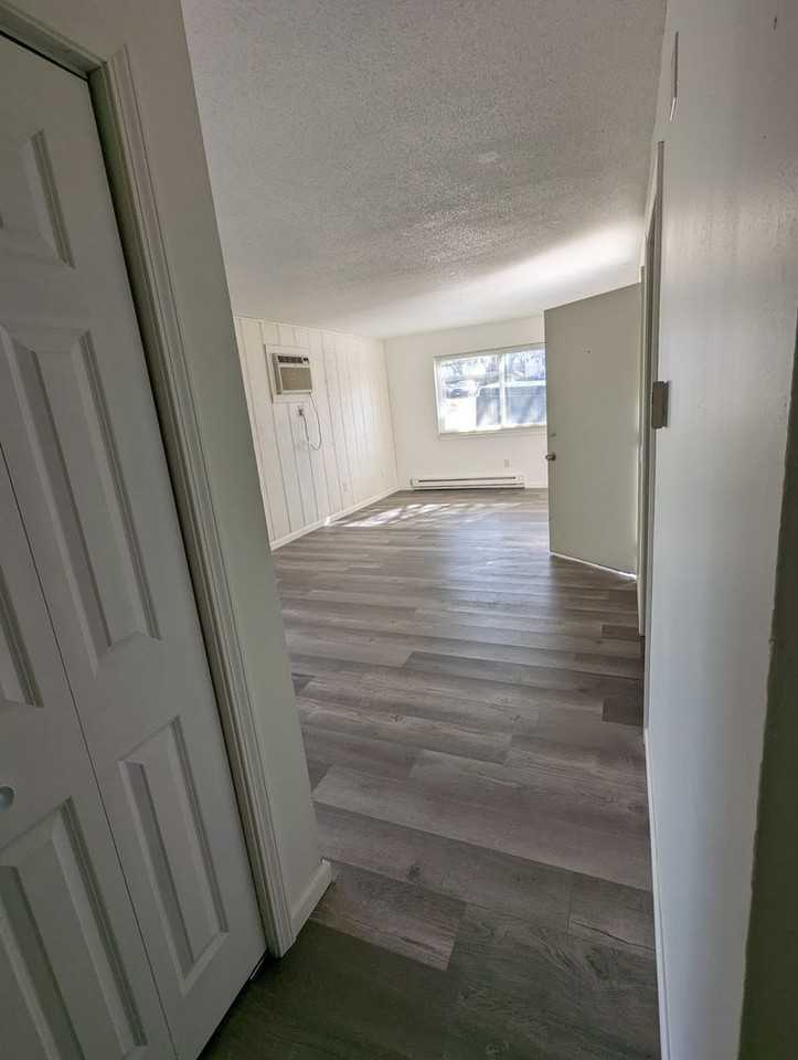 2933 Leeway Dr #D - Photo 2 of 15