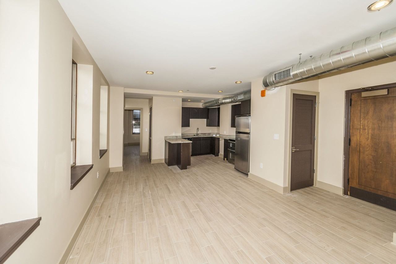 leMEDICAL ARTS BUILDING - Photo 2 of 9