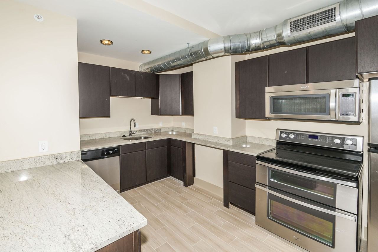 leMEDICAL ARTS BUILDING - Photo 3 of 9