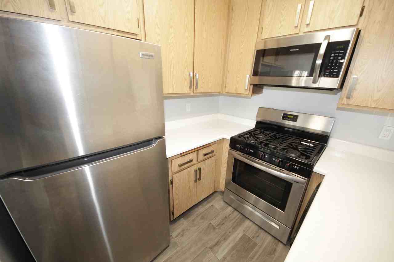 Rose Terrace - Photo 6 of 28