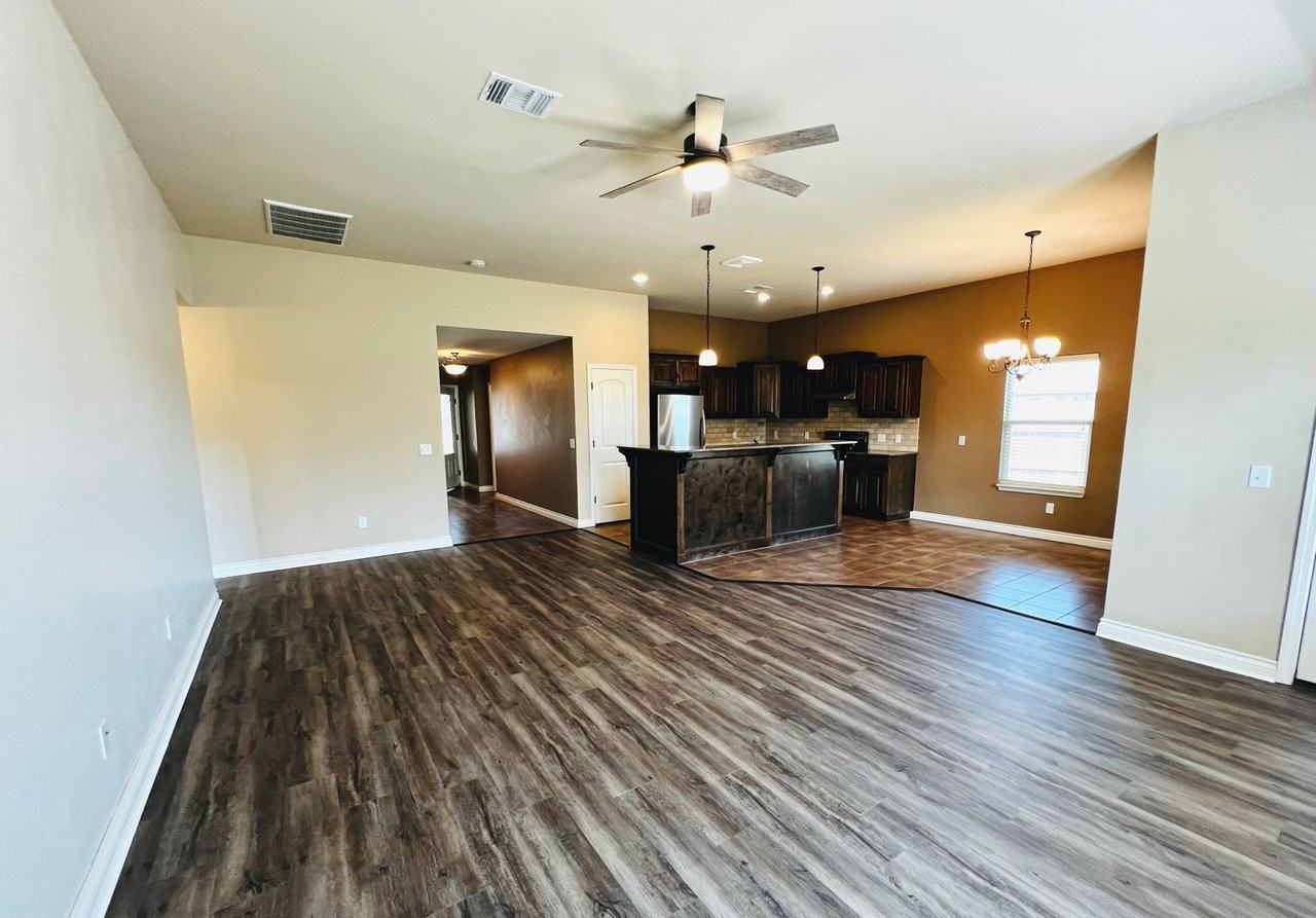 2727 Sharpish Way - Photo 2 of 14
