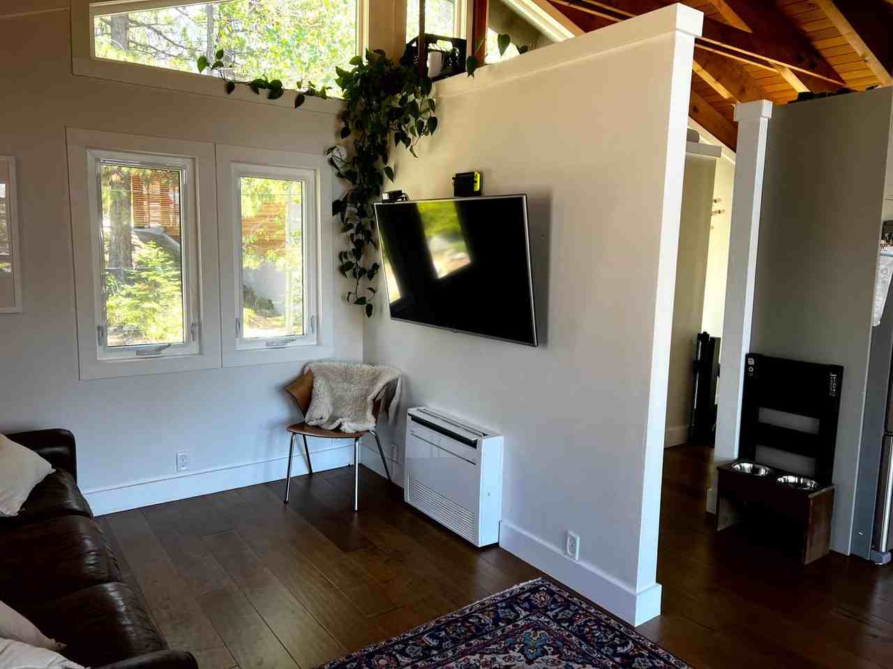 3739 Terrace Dr - Photo 4 of 23