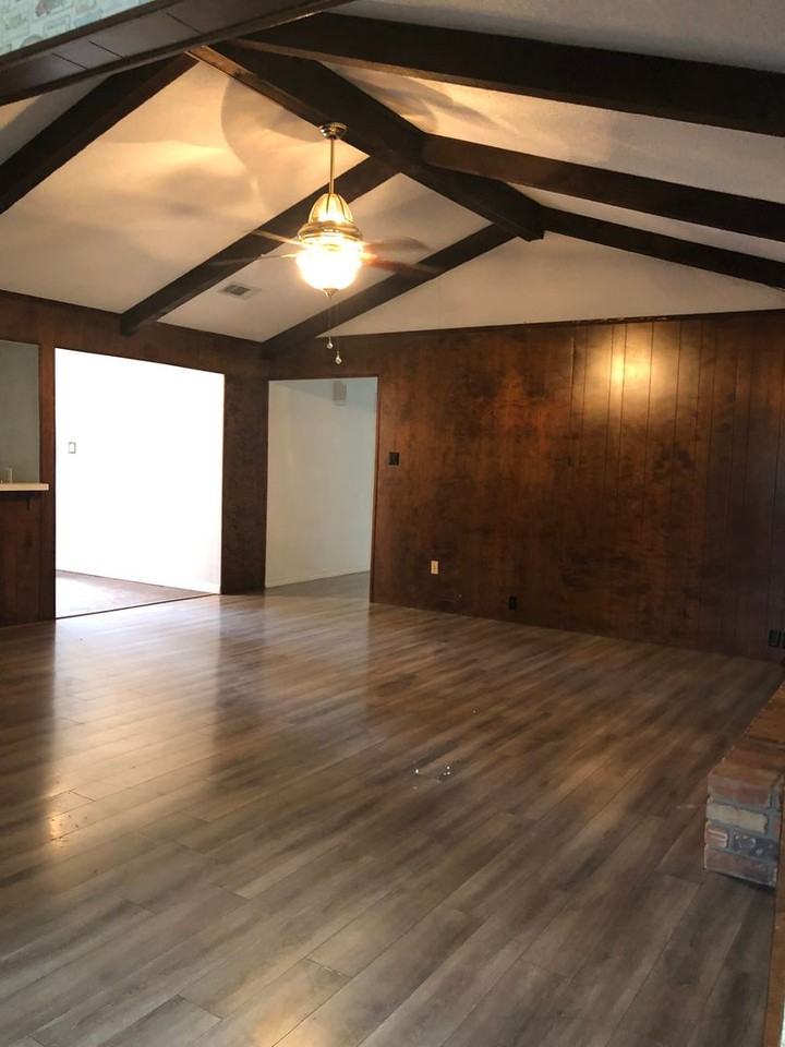 200 Chimney Ln - Photo 3 of 12