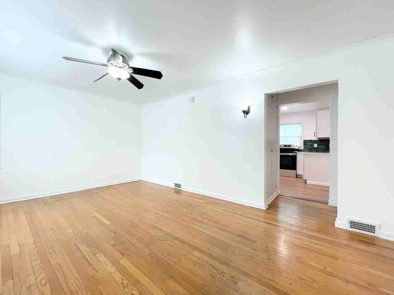 3110 N Walnut St - Photo 2 of 21