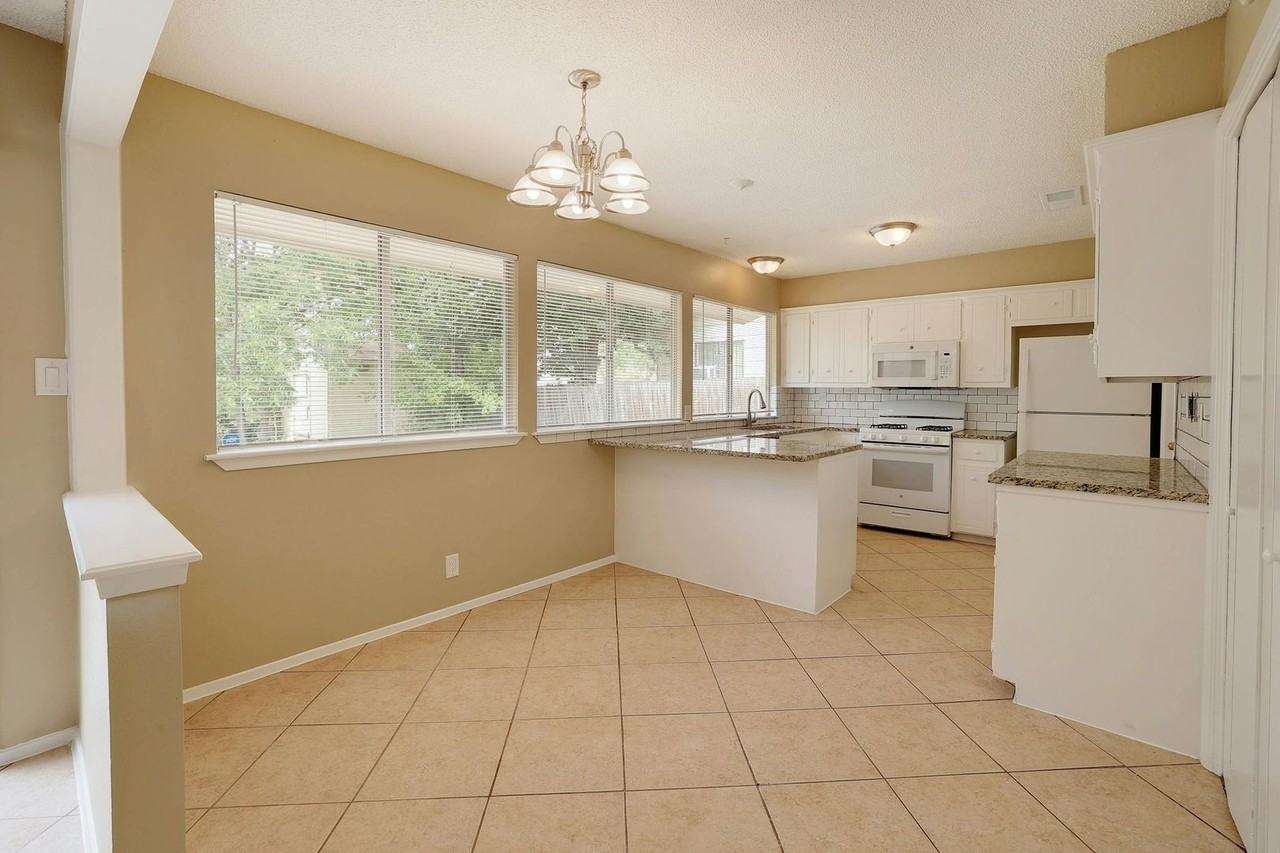 9620 Chukar Cir - Photo 7 of 26
