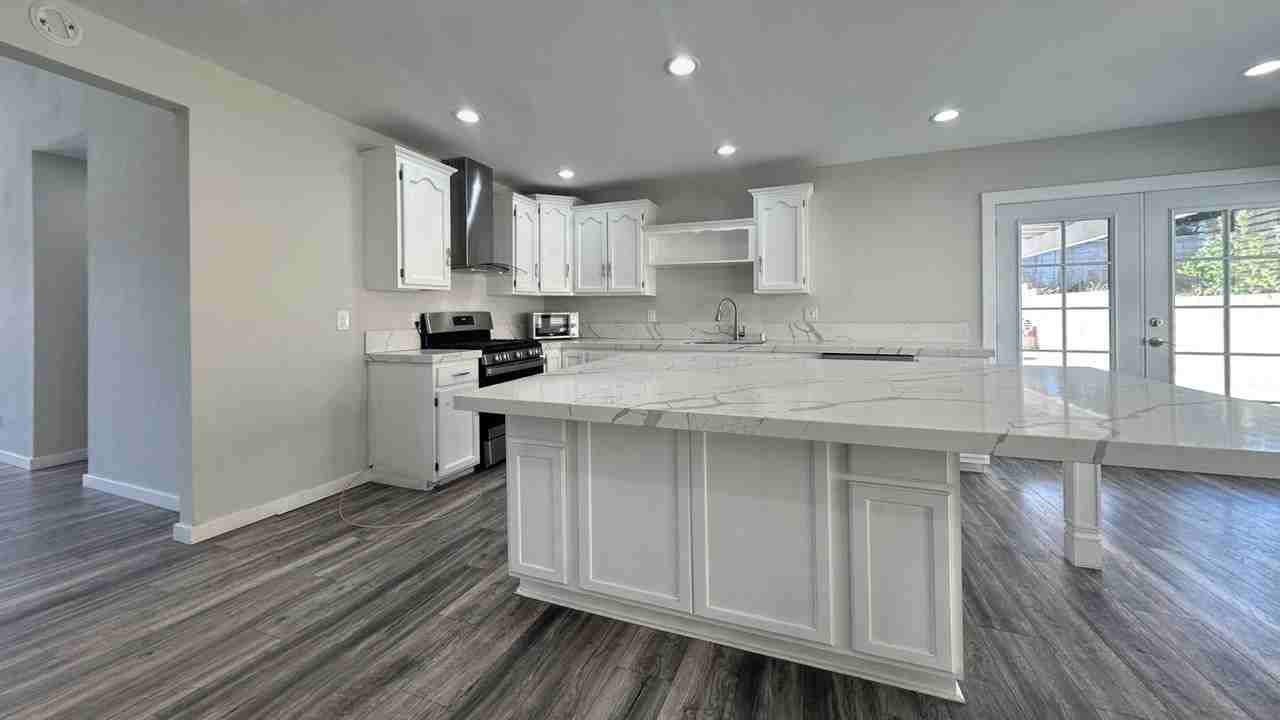 1177 Springbrook St - Photo 6 of 22