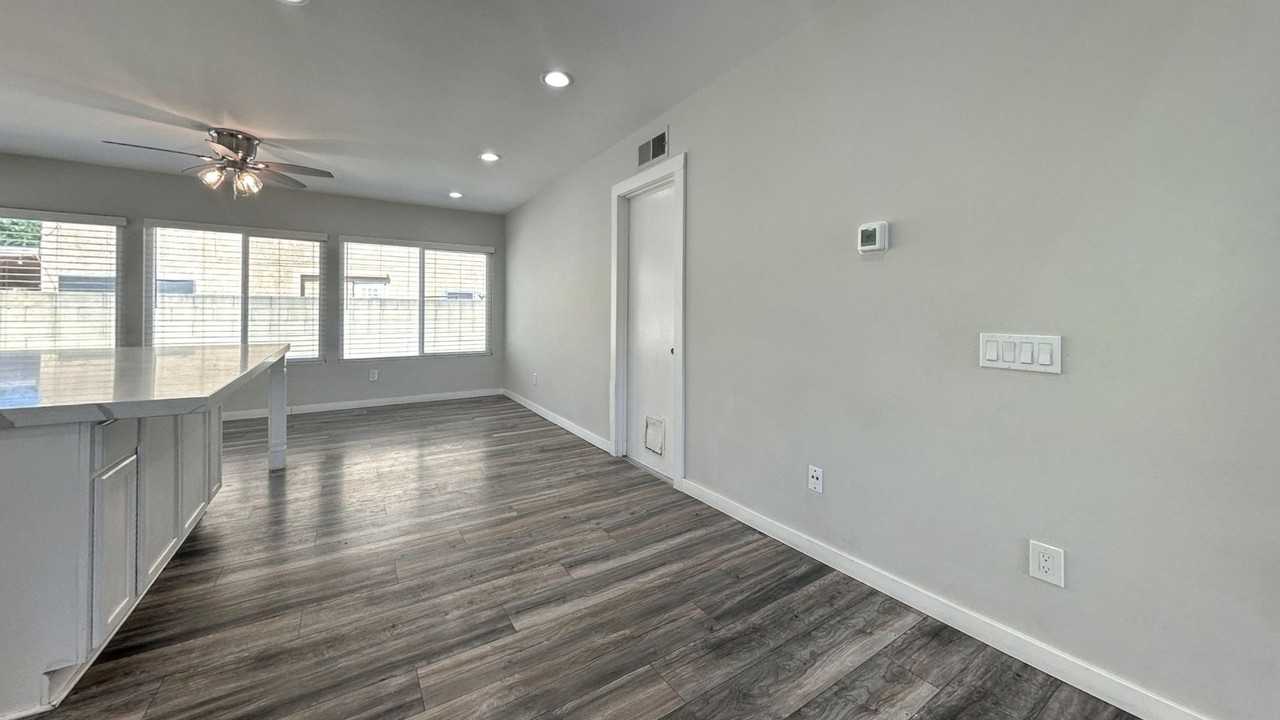 1177 Springbrook St - Photo 7 of 22