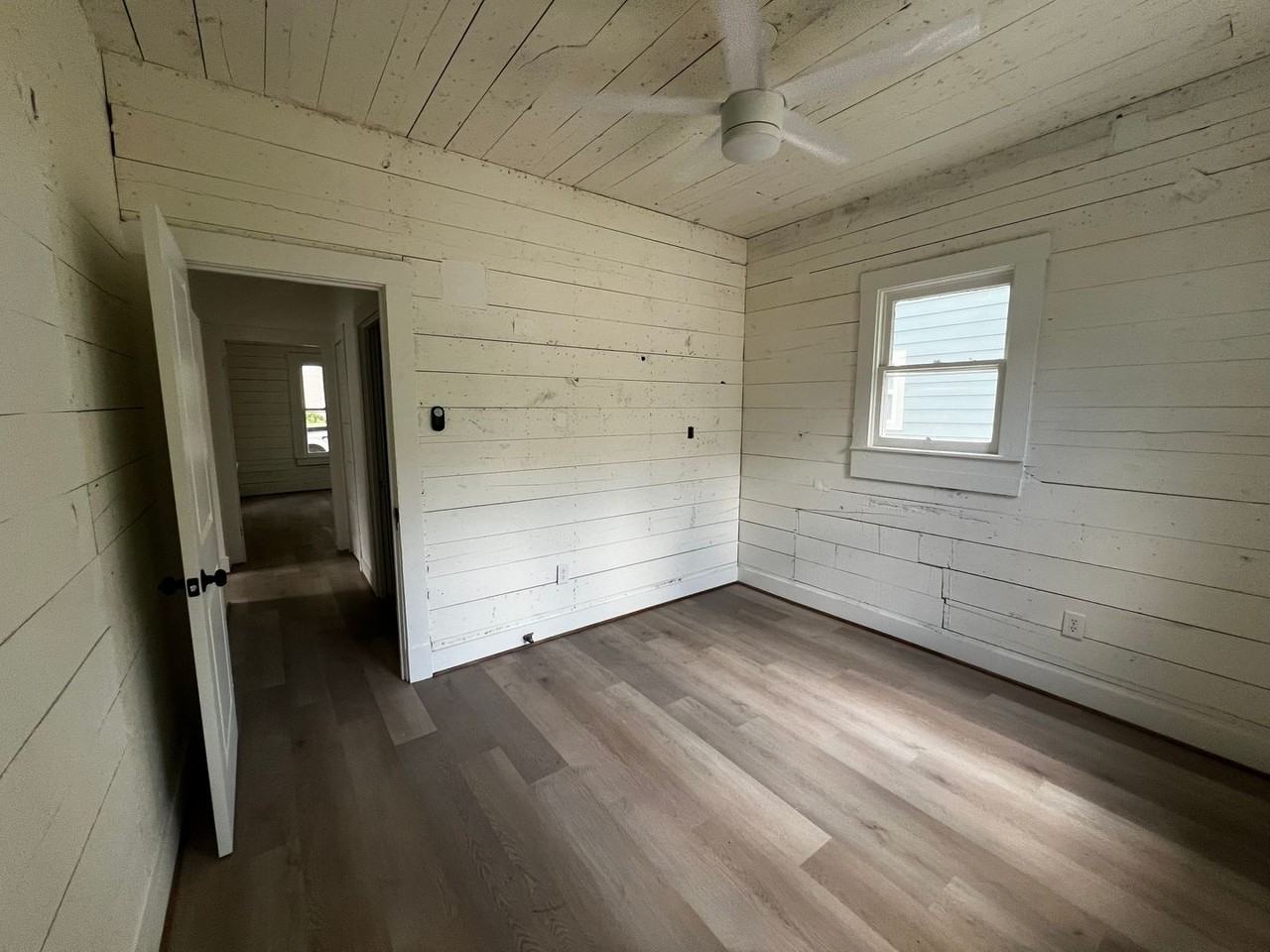 909 N 10th St - Photo 4 of 14
