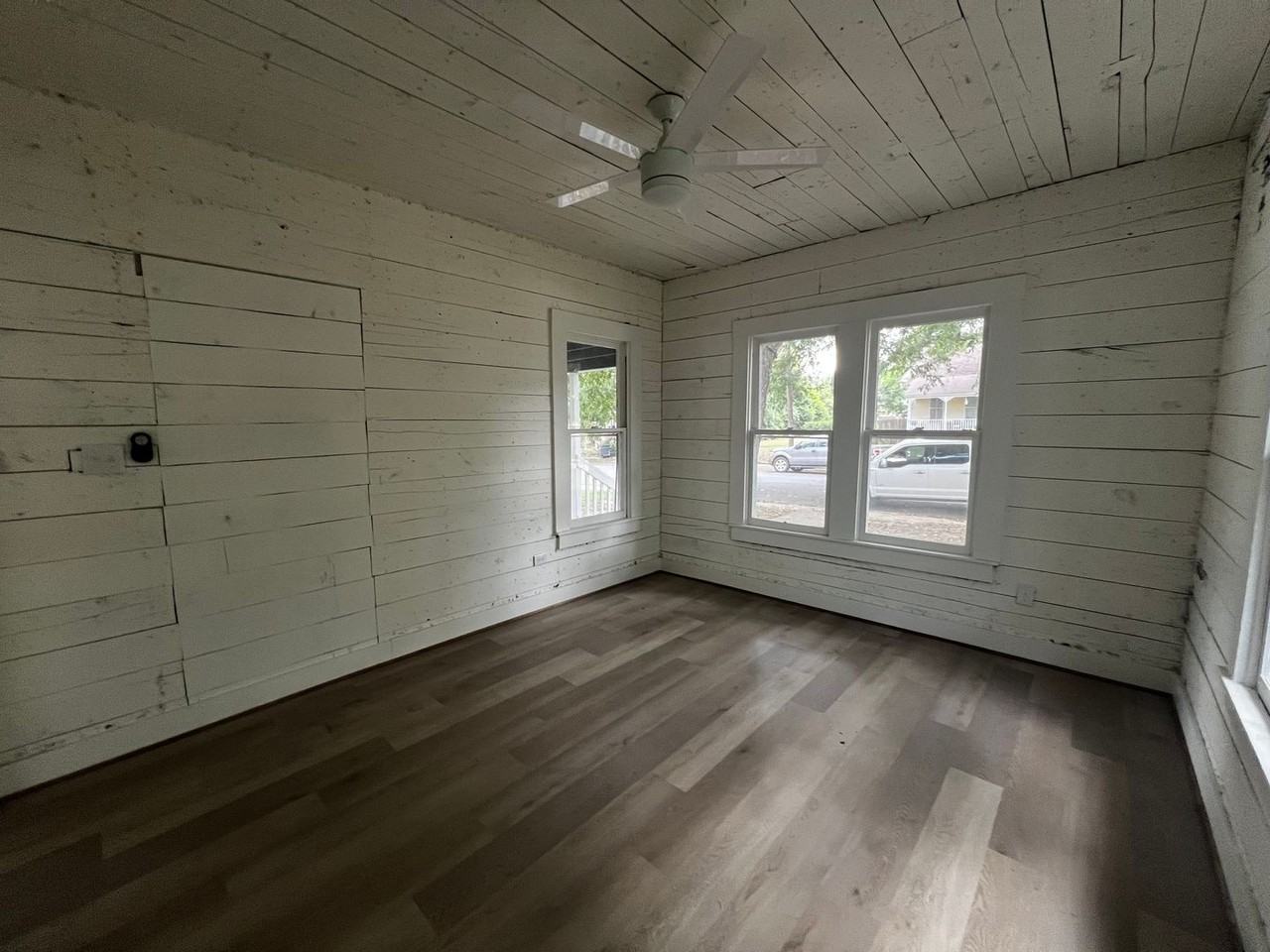 909 N 10th St - Photo 6 of 14