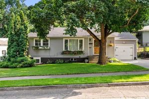 featured image of 2112 East 10th Avenue