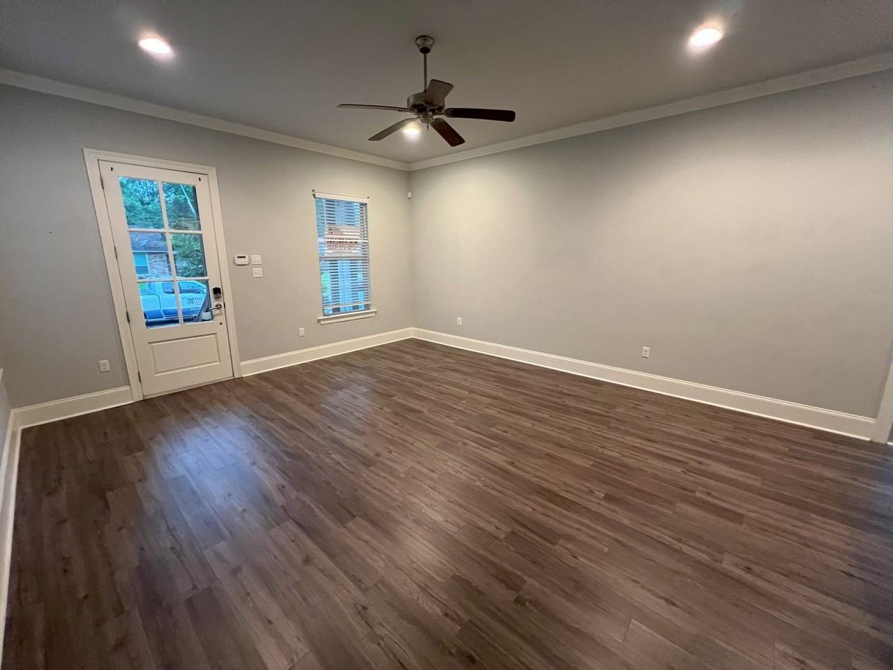 2353 Orpine Ave - Photo 7 of 25