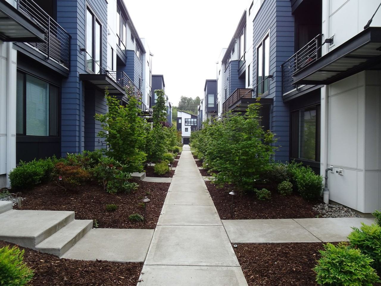 21721 24th Ave Se #B - Photo 2 of 35