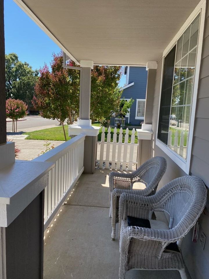 3949 Louis Krohn Dr - Photo 2 of 10