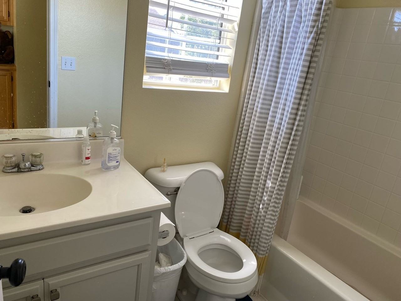 3949 Louis Krohn Dr - Photo 3 of 10