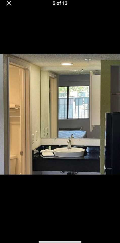 STUDIO 6 EXTENDED STAY FRESNO - Photo 2 of 40