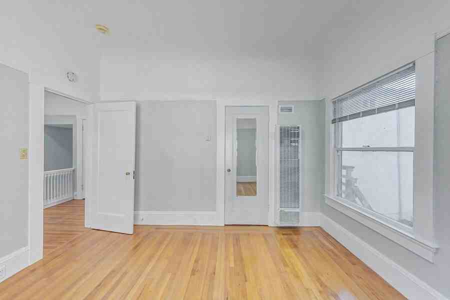 254 Park View Ter - Photo 2 of 22