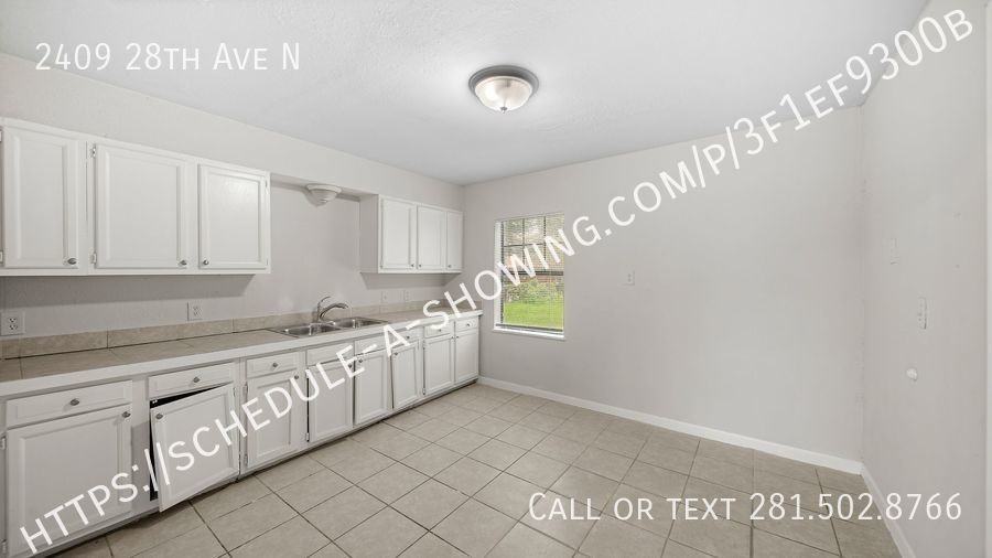 2409 28th Ave N - Photo 2 of 10