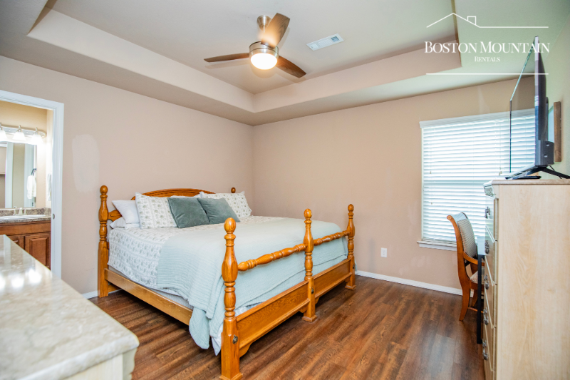 1121 S Apollo Dr - Photo 7 of 17