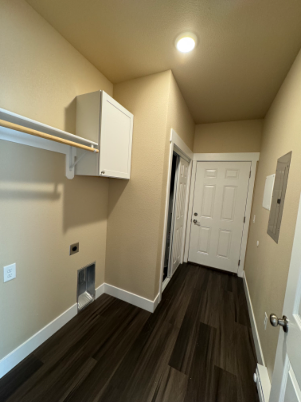 310 3rd St W #102 - Photo 7 of 12