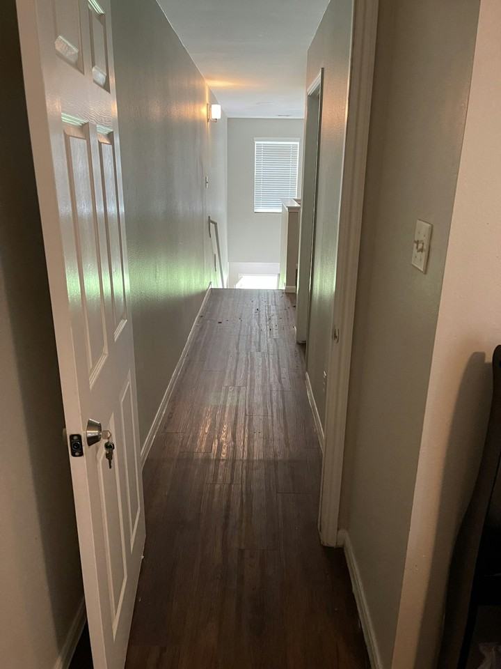 23470 High Point Street, Unit B - Photo 2 of 4