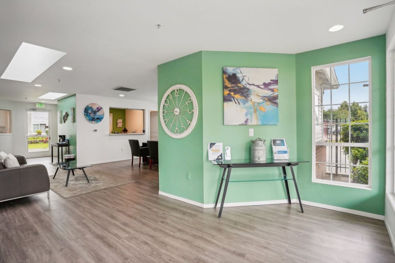 The Summit Apartments - Photo 7 of 50