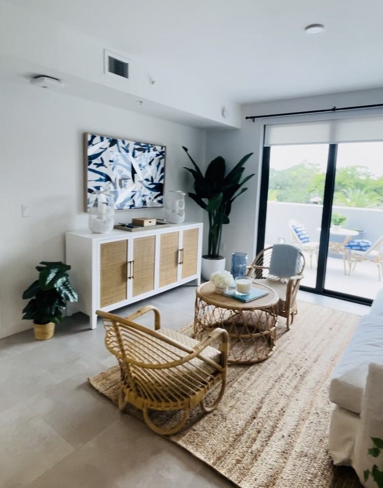 4944 N University Dr #433 - Photo 2 of 17