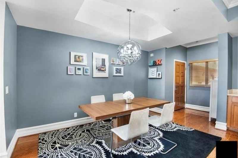850 N Hudson Ave - Photo 2 of 11