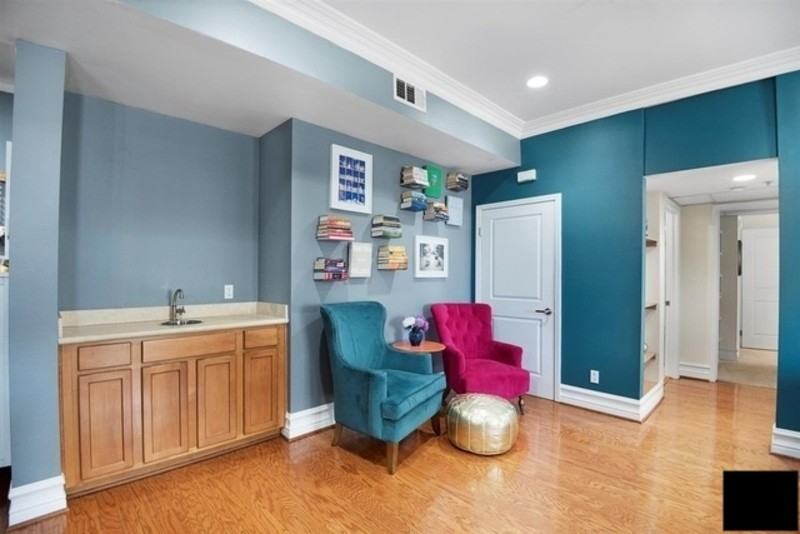 850 N Hudson Ave - Photo 3 of 11