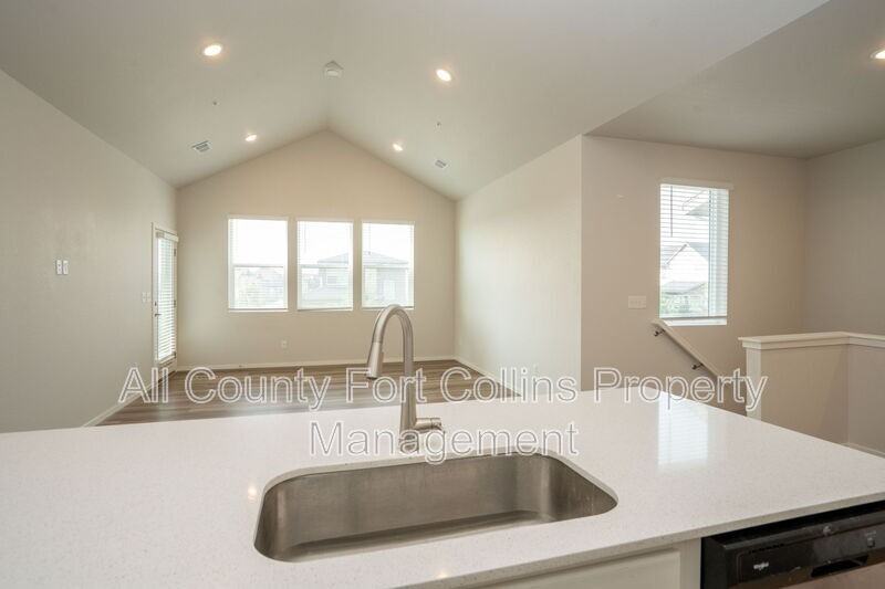 2614 Conquest St #F - Photo 7 of 19