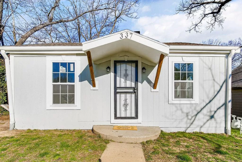 337 N 35th St - Photo 2 of 31