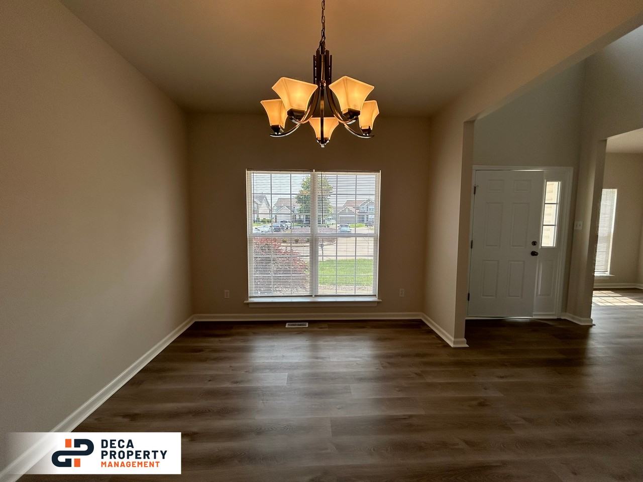 101 Jost Manor Dr - Photo 3 of 29
