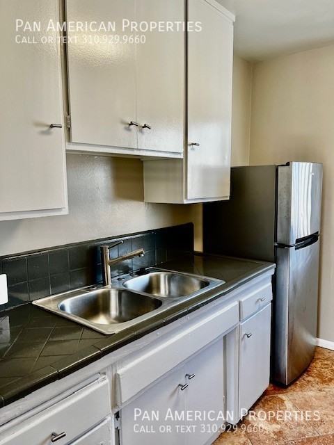 Culver Vista Apartments - Photo 3 of 47