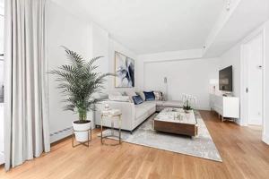 featured image of Front St #5F