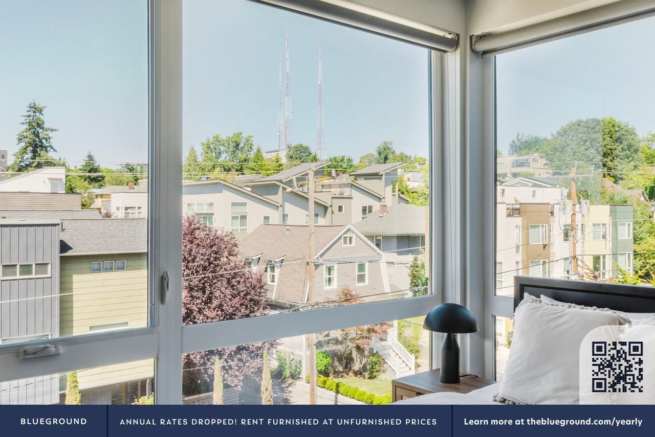 1305 East Marion Street - Photo 4 of 75