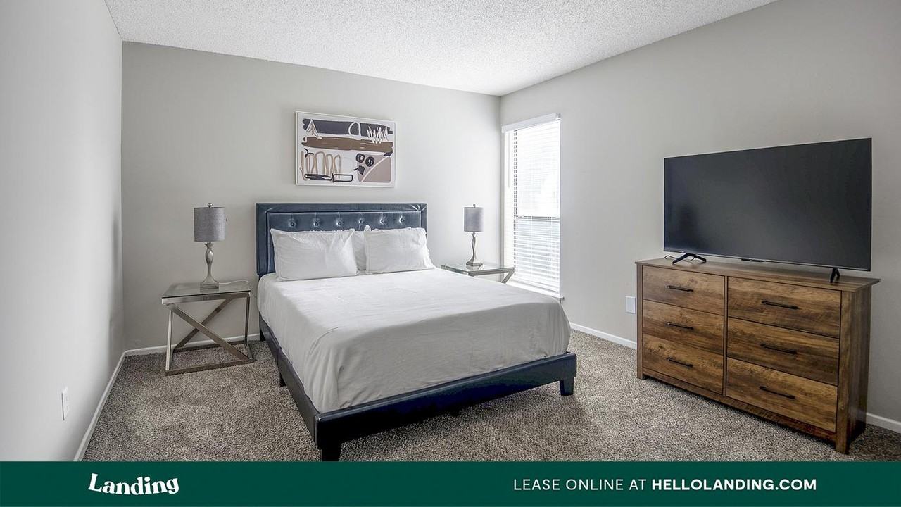 8293 George Brett Drive - Photo 4 of 50